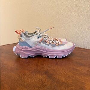 Sorel Women's Kinetic Breakthru Tech Lace Sneakers Size 7